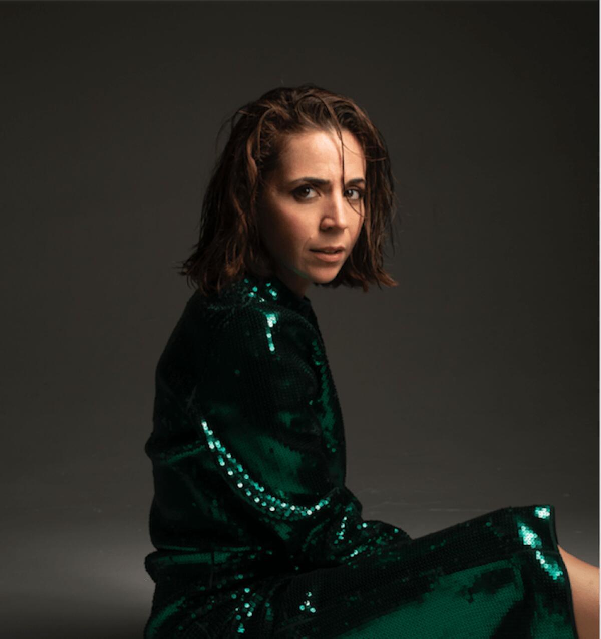 Giorgia Arena nel cast de Il mio posto è qui: «Emozionante prendere parte, per la prima volta, a un film girato in Calabria» - Foto di Gioele Vettraino - Total look Sandro Paris