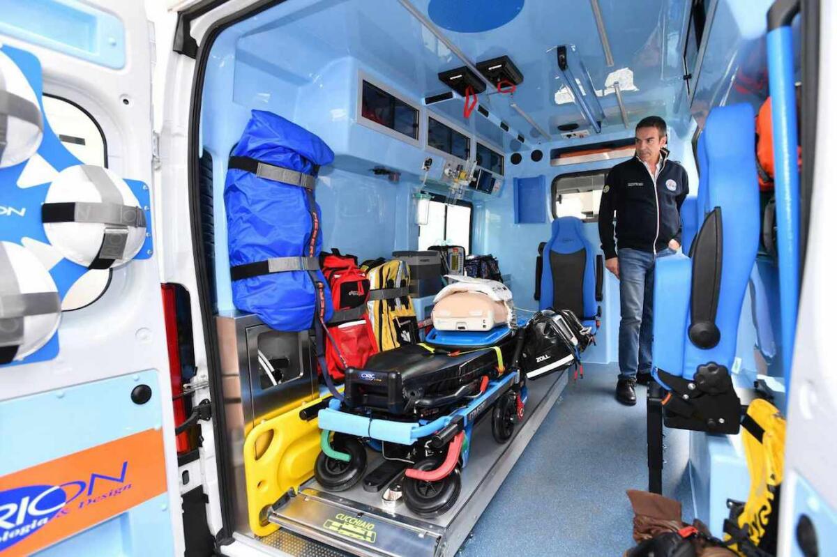 Sanità - Ok Dca Occhiuto per assumere 219 Oss e 165 autisti emergenza - 