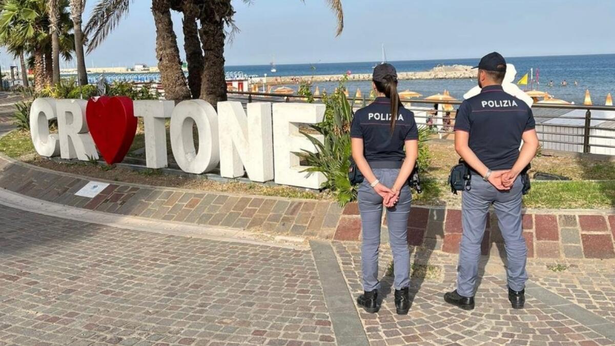 Crotone - Altre sanzioni ad alcuni locali sul lungomare - 