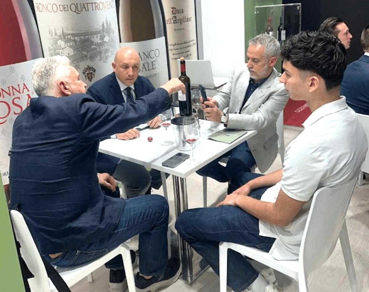 Il DOC Cirò incanta il Vinitaly con la Fattoria San Francesco - 