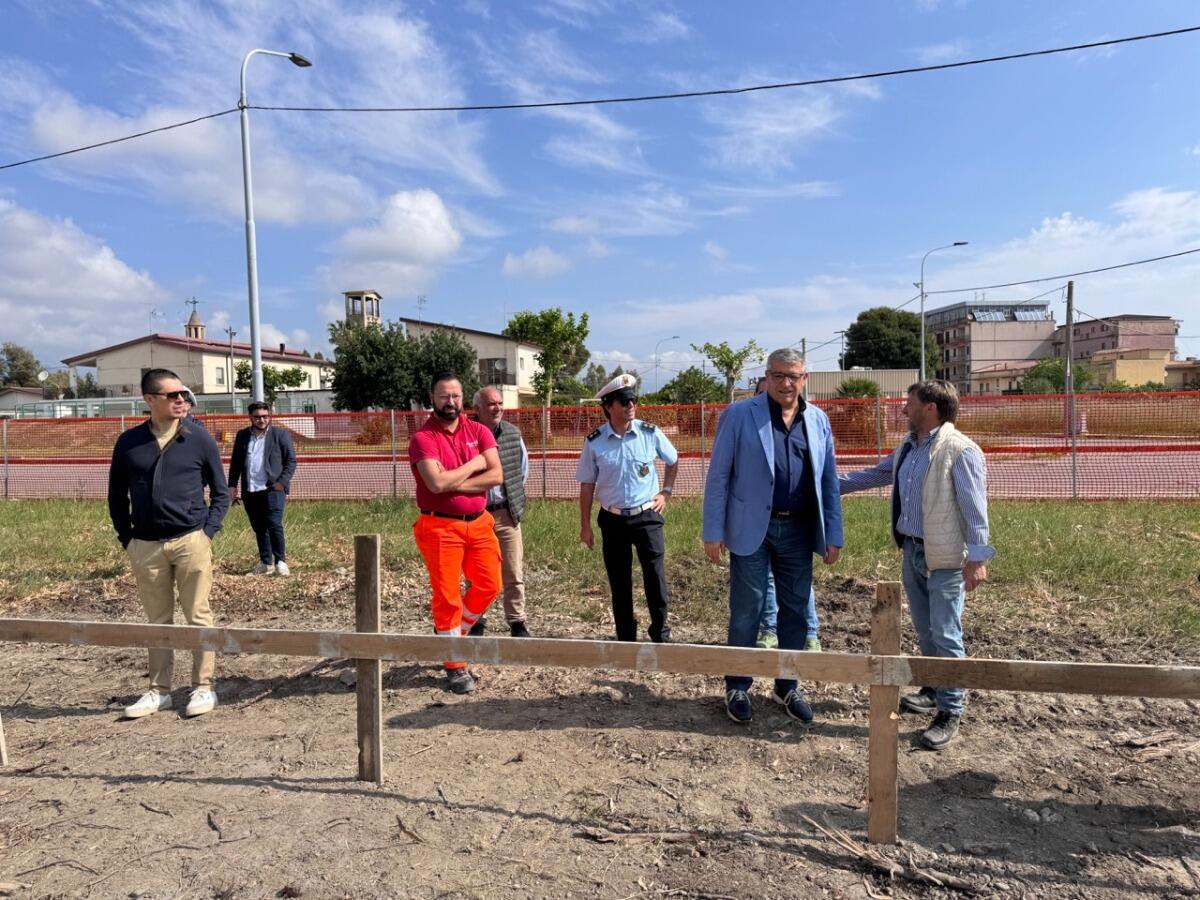 Gettate le fondazioni del Palazzetto dello Sport di Sibari - 
