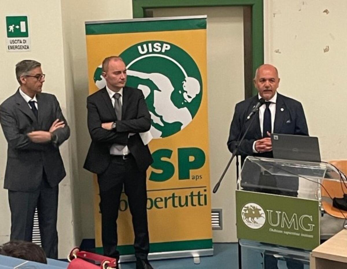 Paziente oncologico e sul ruolo dell’esercizio fisico: un focus all'UMG sull'approccio multidisciplinare - 