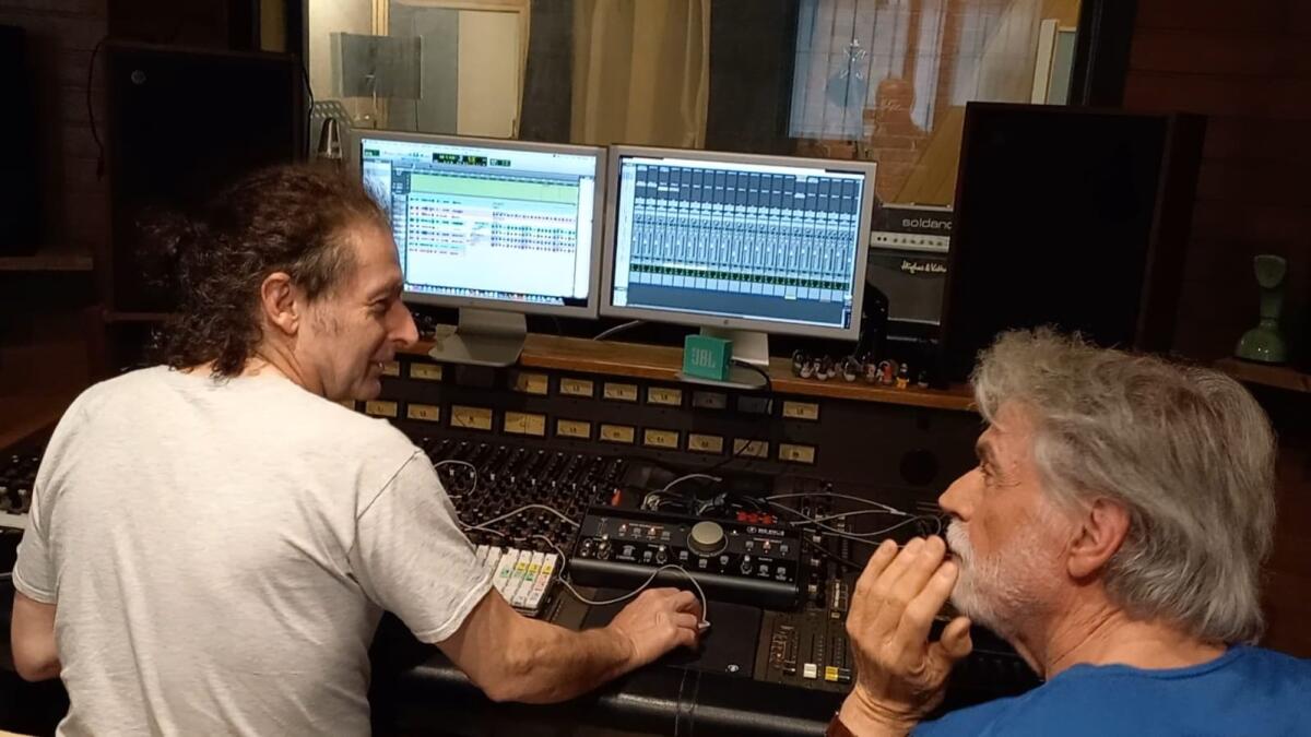 Quasi pronta la canzone “Cumanda a panza” dedicata ad Otello Profazio - Claudio Sambiase e Domenico Lanciano