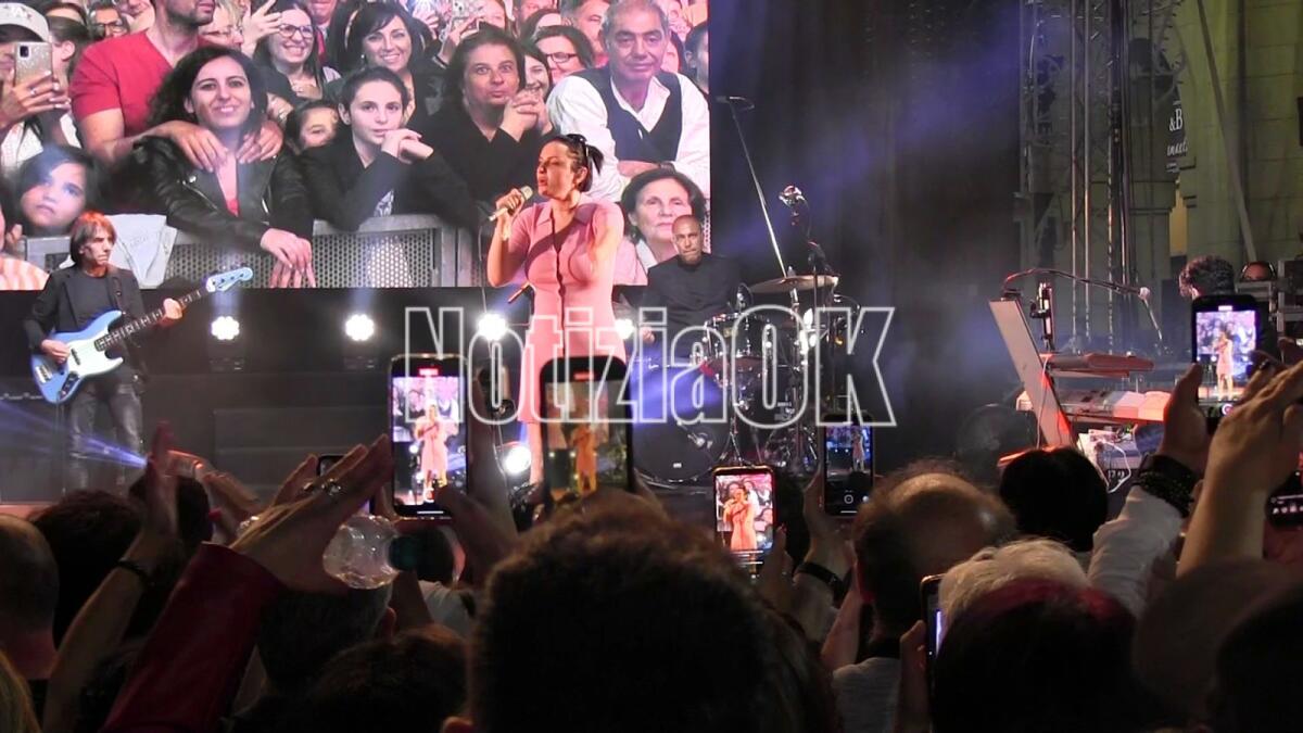Ne "La notte" di Arisa, Crotone canta "Controvento" - 