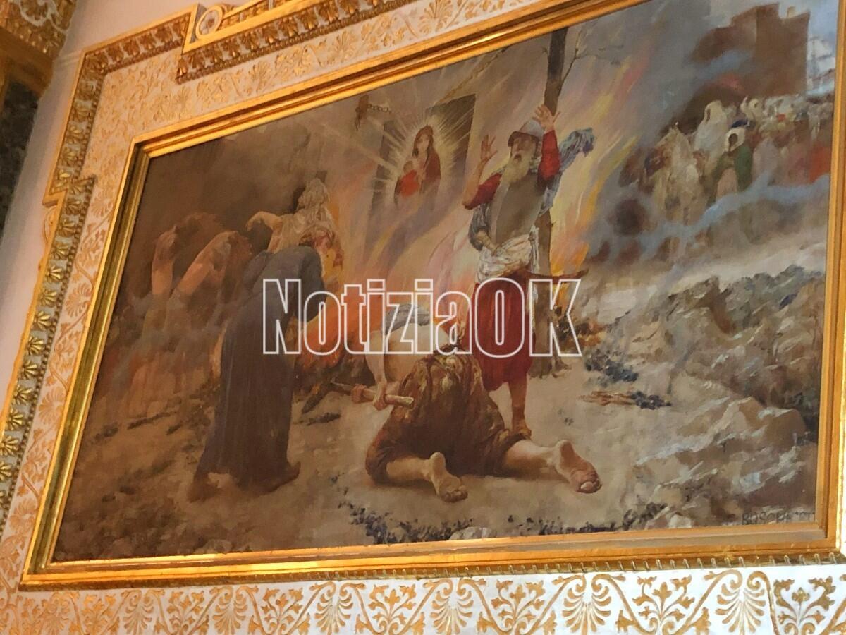 Data alla fiamme ma non si bruciò: un dipinto narra il miracolo della Madonna di Capo Colonna - 