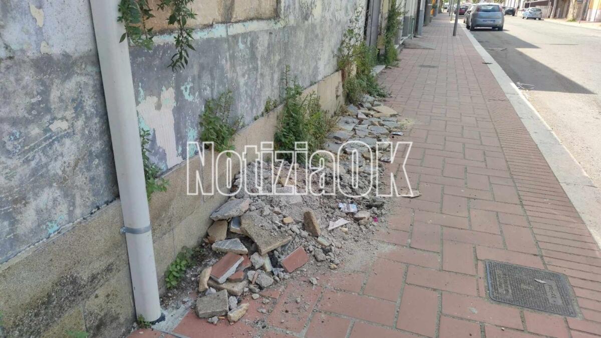 Nei quartieri di Crotone: c'è sempre qualcosa che non va in Via Mario Nicoletta - 