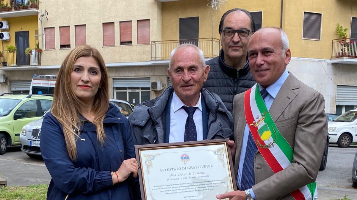 Cosenza - Il Sindaco alla cerimonia per ricordare il genocidio degli Armeni - 