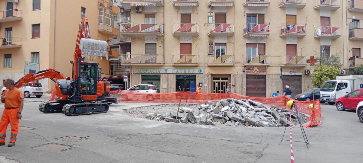 Cosenza - Iniziati i lavori in viale della Repubblica - 