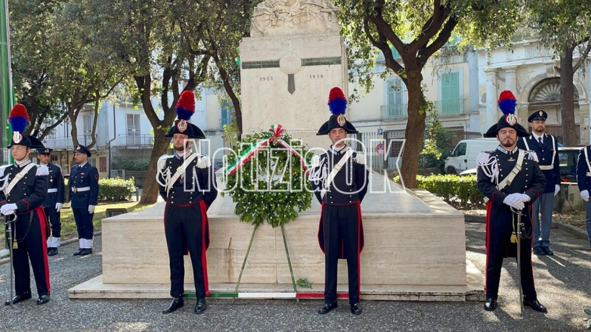 Crotone - In Piazza Umberto I la Festa della Repubblica - 