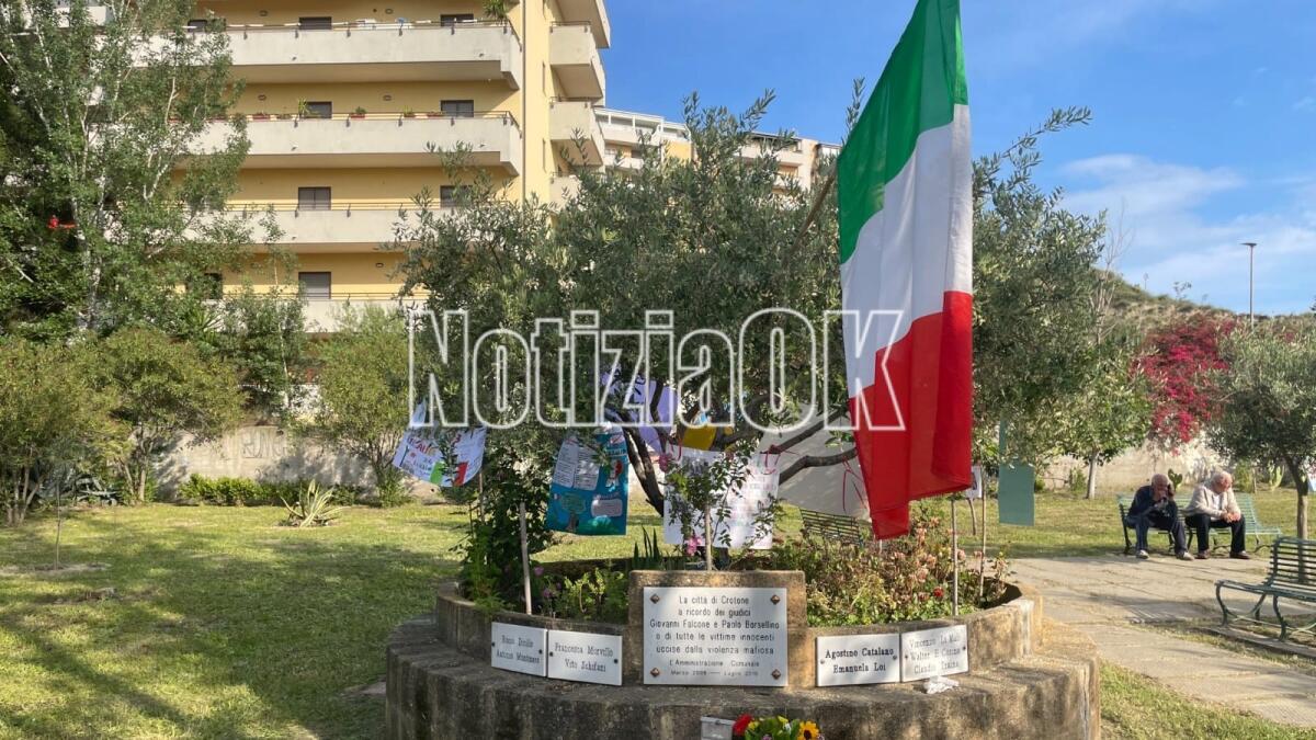 Ricordando Capaci: a Crotone il tributo al coraggio e alla giustizia - 