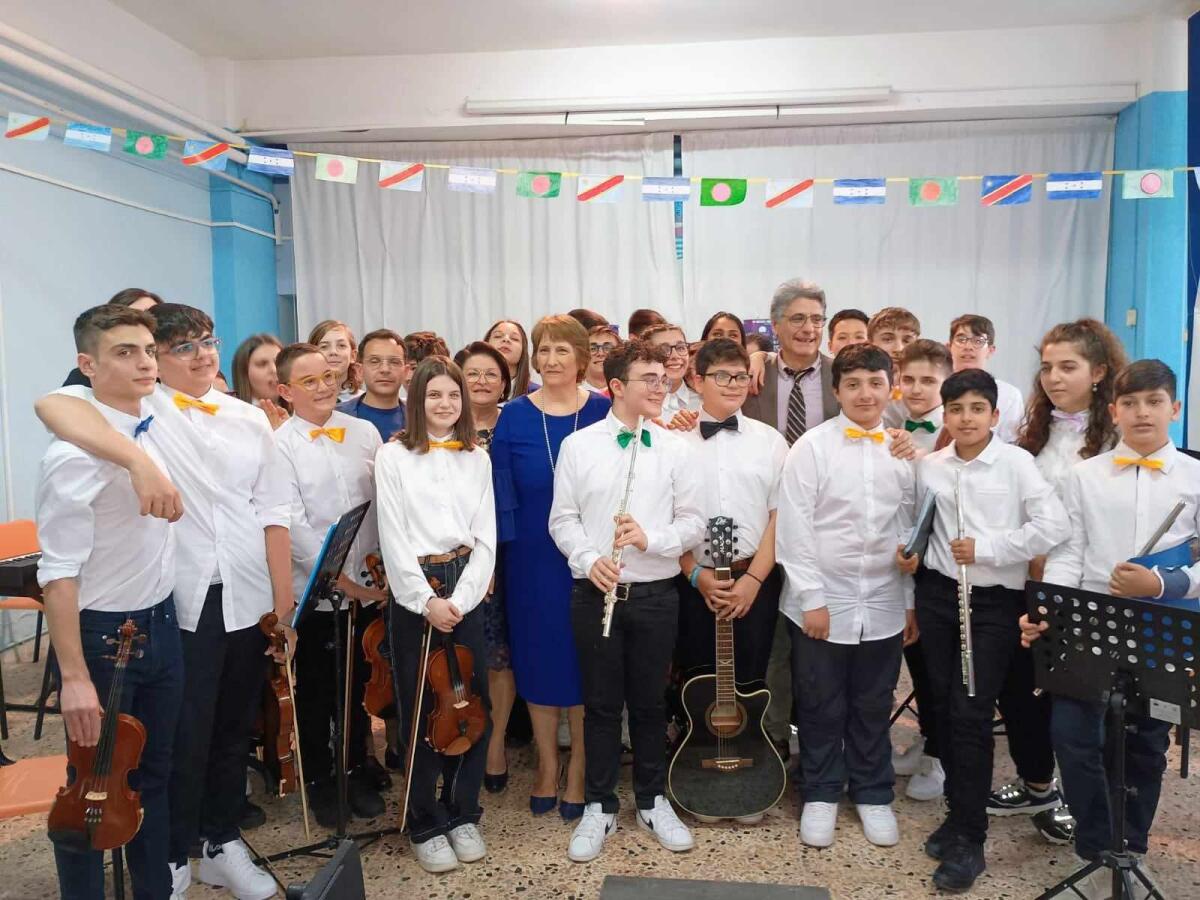 Crotone - L'Istituto Alfieri chiude in musica l'anno scolastico - 
