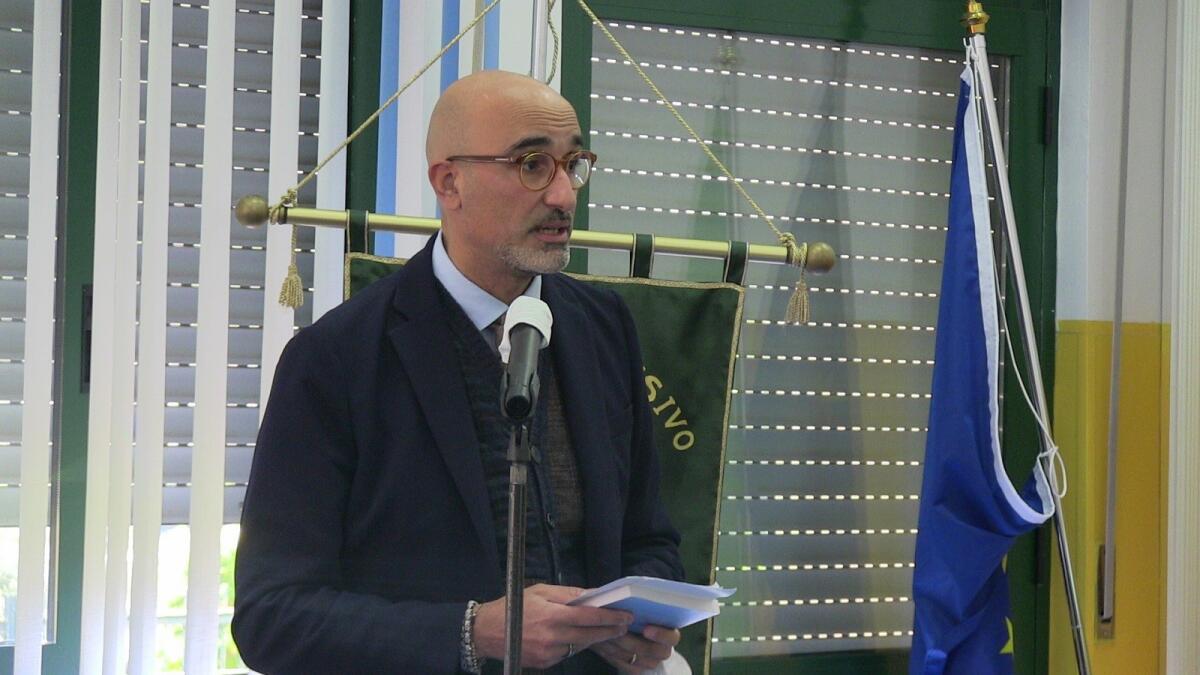 Crotone - L'esperienza del liceo musicale, il dirigente Santoro: «La musica è una forma d’arte legata al concetto di bellezza» - 