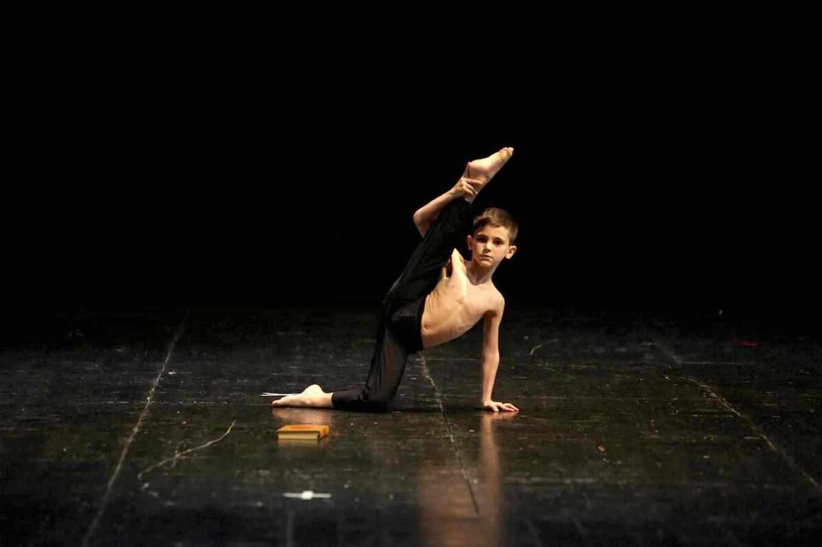 Crotone - Il giovanissimo ballerino Luigi Basile vince anche ad Assisi - 