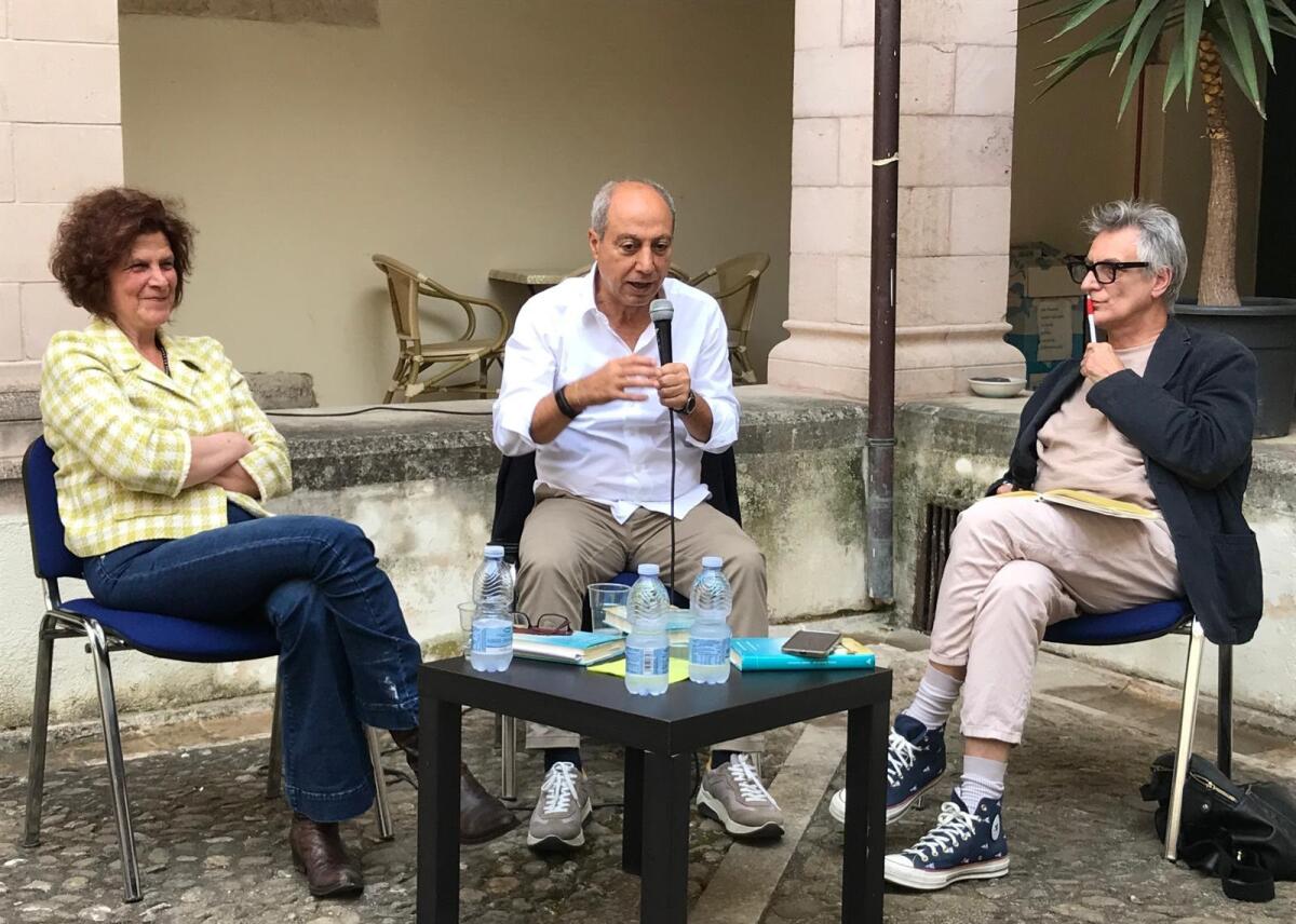 Carmine Abate ha presentato il suo "Paese felice" - 