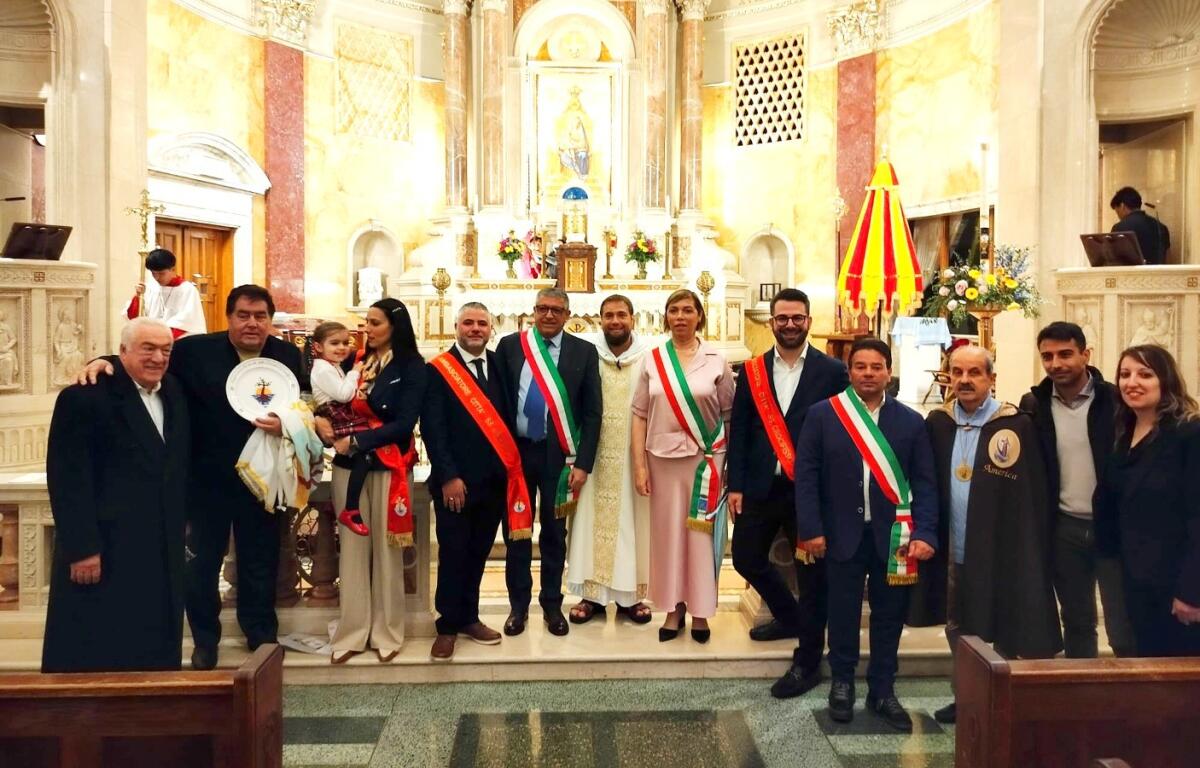 La devozione verso il Santissimo Crocifisso di Cutro sbarca in America ed incontra i connazionali - 