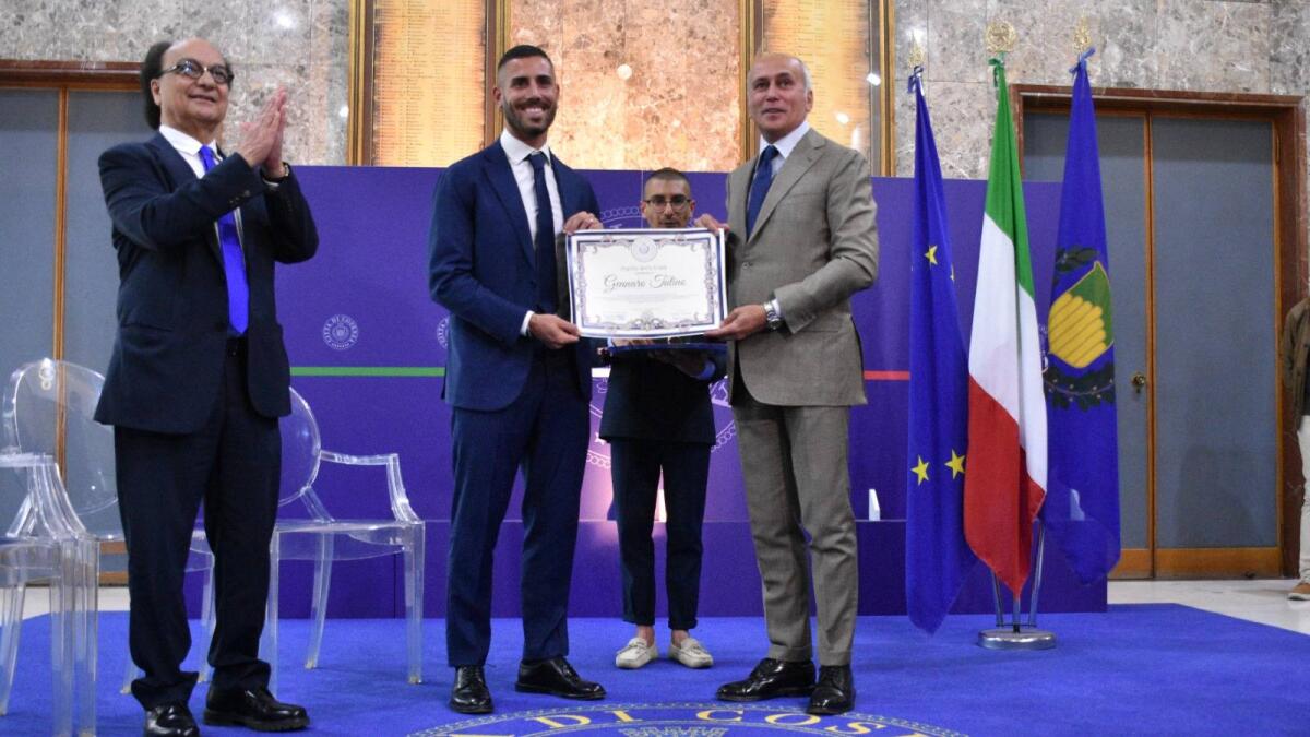 Cosenza - Bagno di folla e sigillo della città per Tutino - 