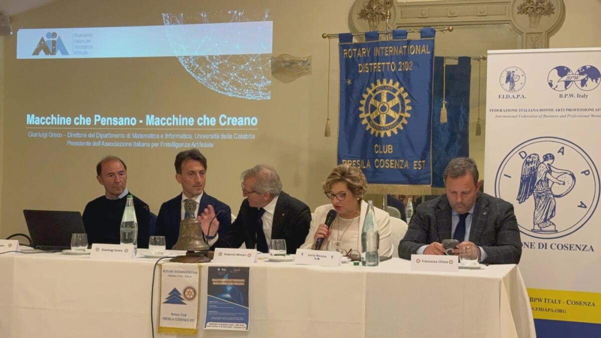 Grande successo per il convegno “Macchine che pensano, macchine che creano” - 