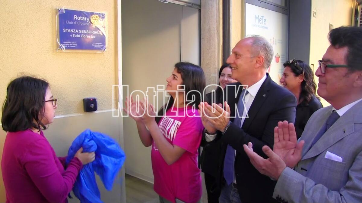 (VIDEO) Crotone - Una stanza sensoriale per il benessere dei bambini affetti da spettro autistico - 