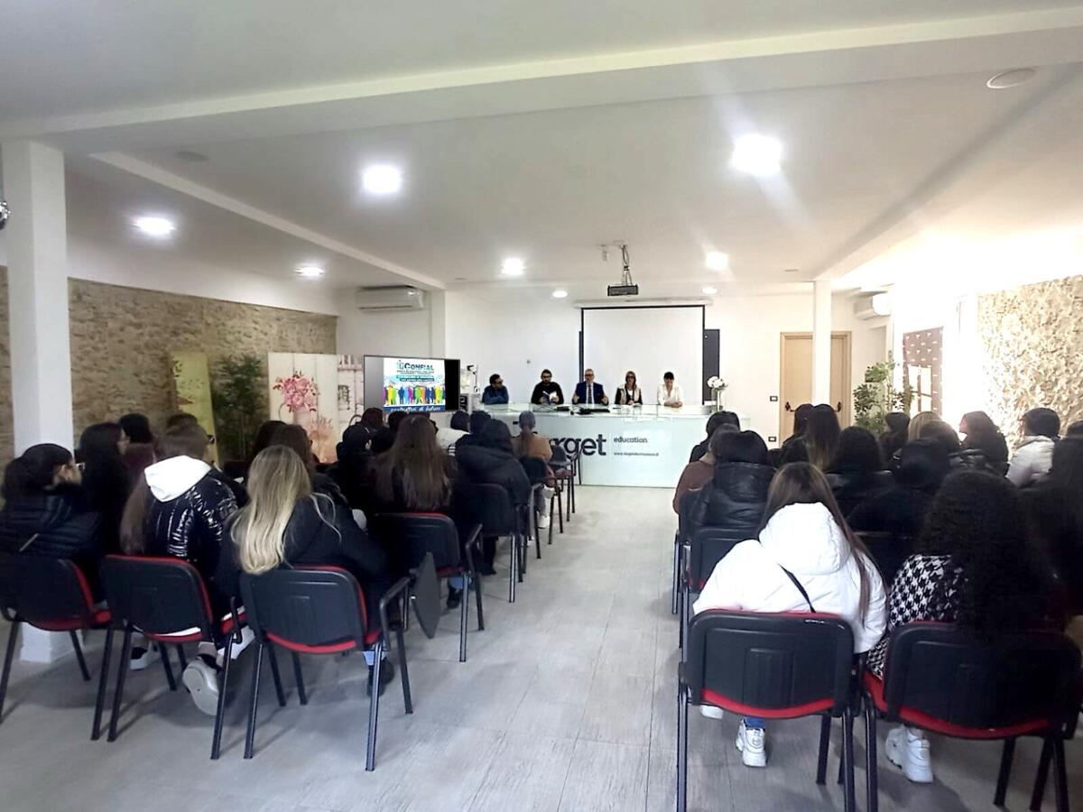 Crotone - Giovani e lavoro, CONF.I.A.L. e Target educational uniscono le forze - 
