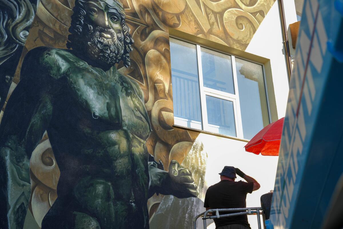 Street art nei quartieri di Crotone, pronto a partire il progetto KRIU - 