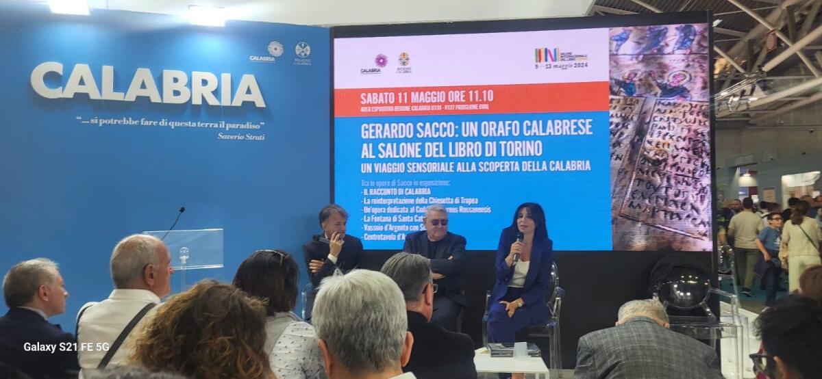 Al Salone del libro l'Accademia dei Caccuriani e l'arte di Gerardo Sacco - 