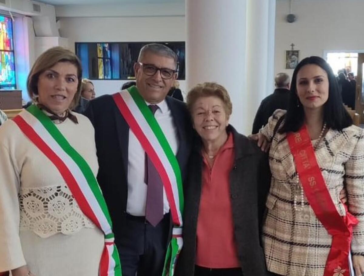 Cassano all'Ionio, incontro ad Oreland con la signora Franca, moglie dell'artista Alfano - 