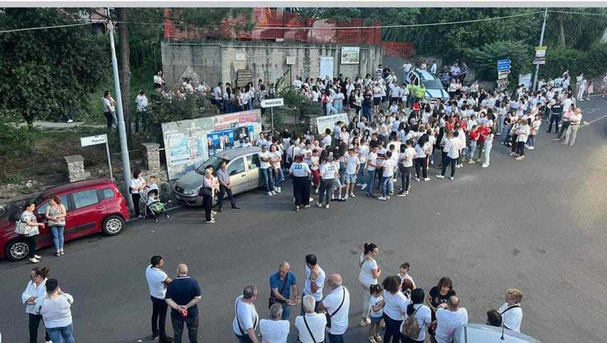 Petilia Policastro non dimentica i suoi giovani angeli volati in cielo - 