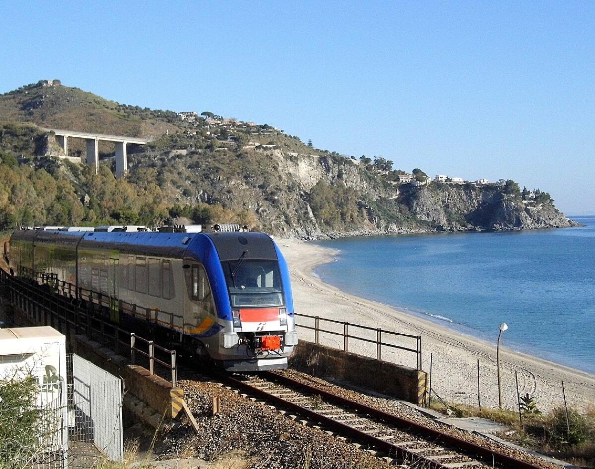 In questo anticipo d'estate sciopera il personale mobile di Trenitalia - 