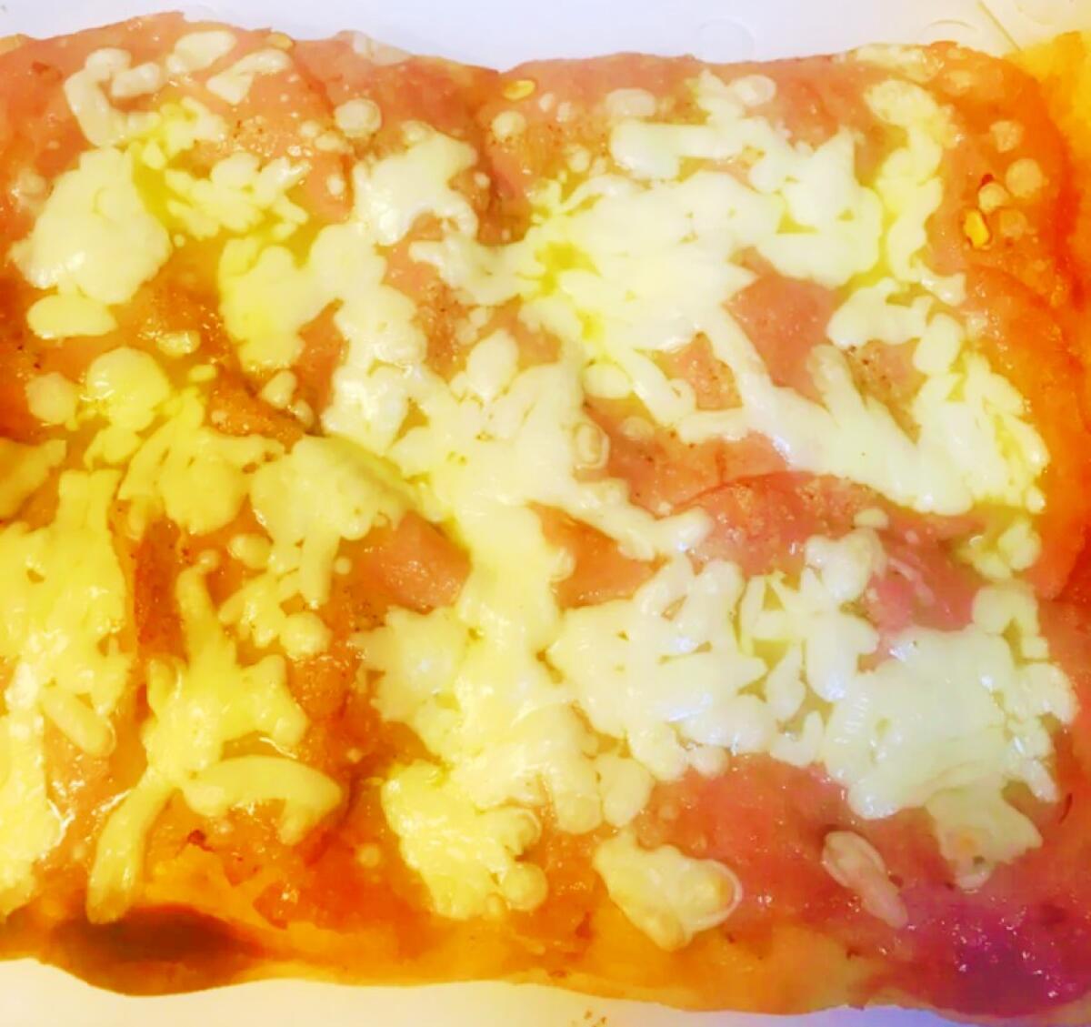 Un morso al sapore.... alla buona pizza ovale -