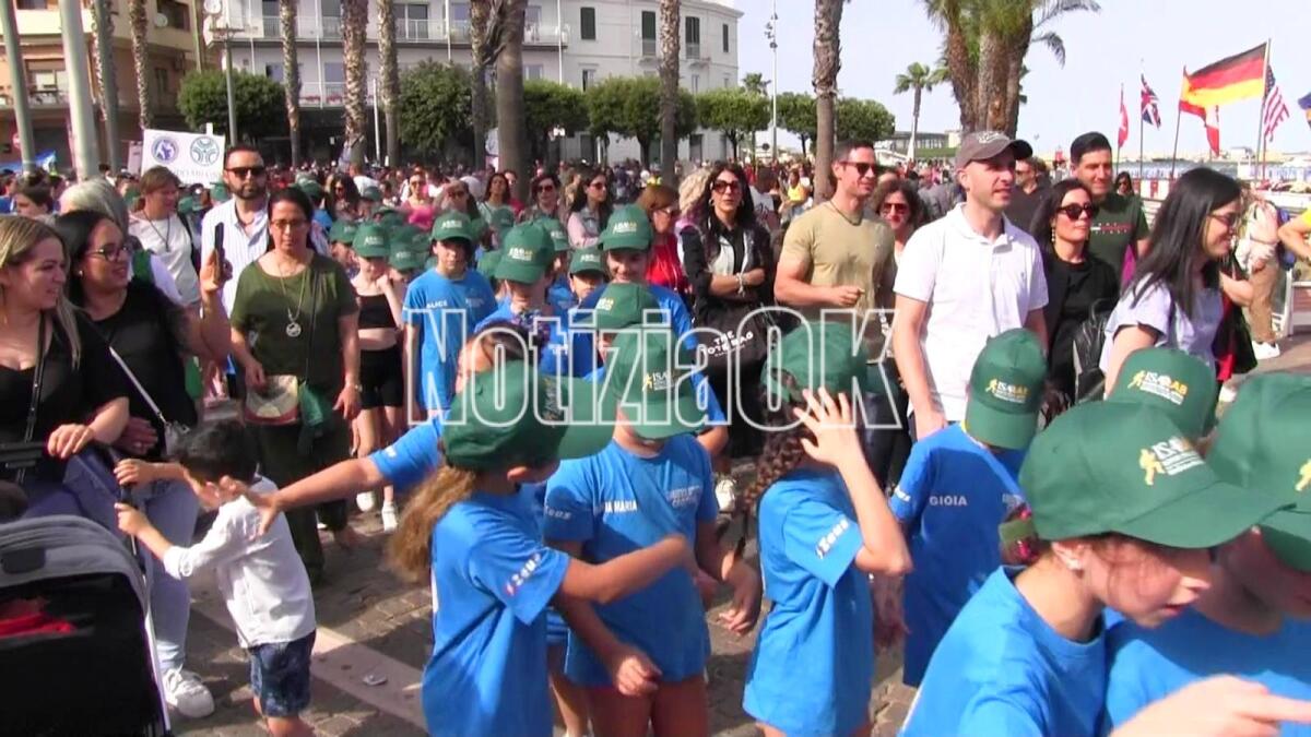 (VIDEO) A Crotone celebrata la Giornata dello Sport all'insegna della Pace - 