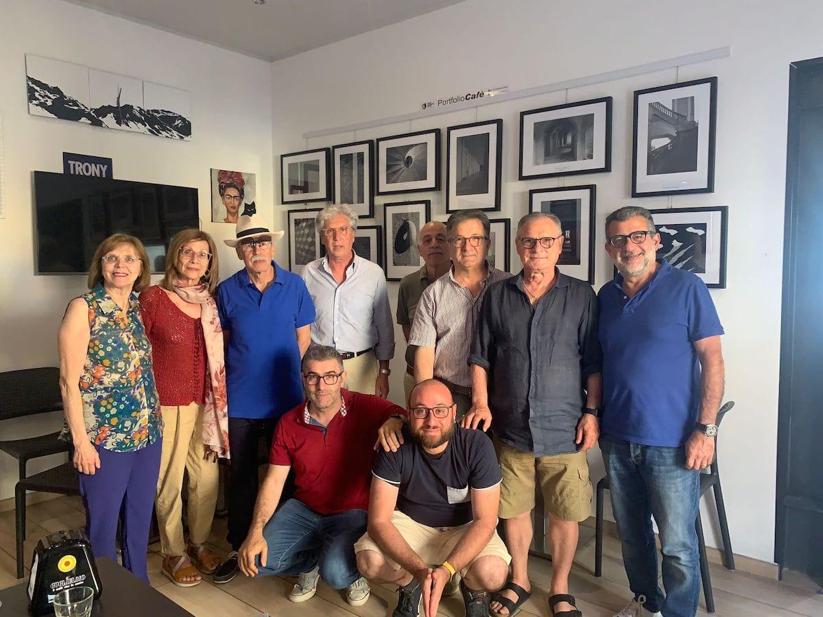 Crotone - Nella sua mostra fotografica Maletta racconta i suoi viaggi - 