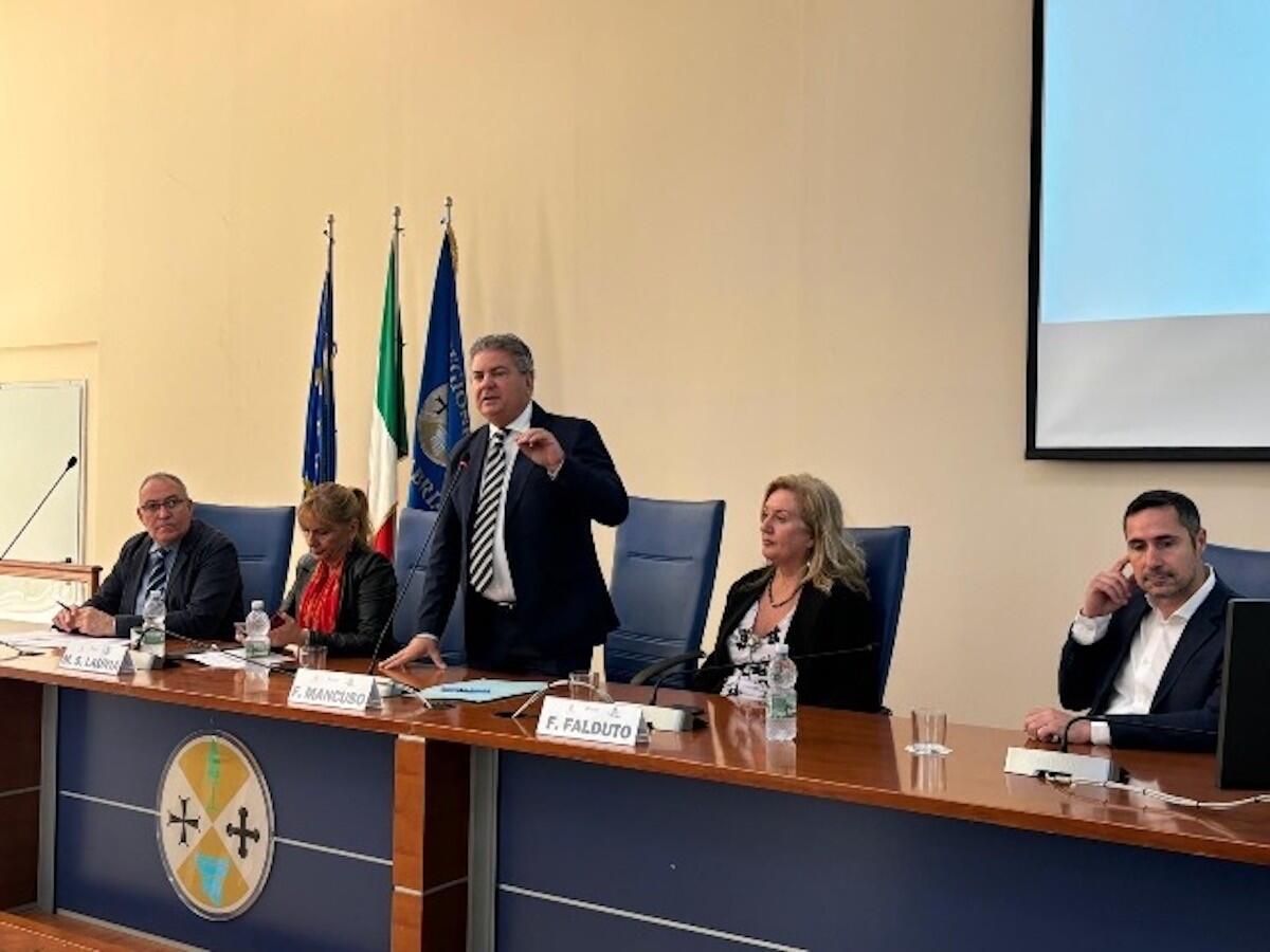 Al concorso "Ragazzi in aula" premiate le studentesse del liceo Borrelli di S. Severina - 