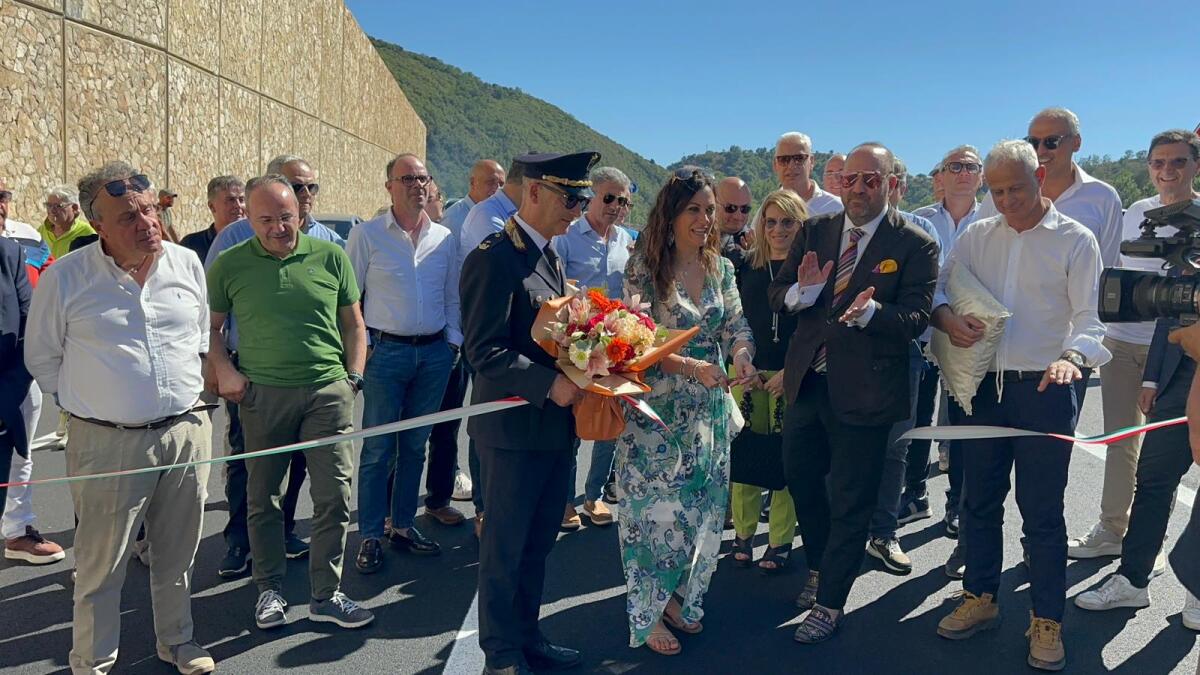 Inaugurata per fine lavori la Strada di collegamento Cosenza-Sibari - 