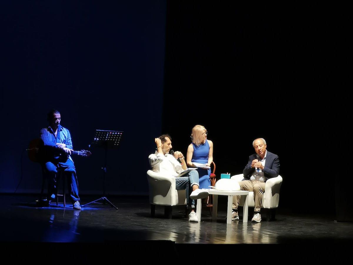 Carmine Abate inaugura la rassegna culturale "Caudex. Visioni letterarie" - 