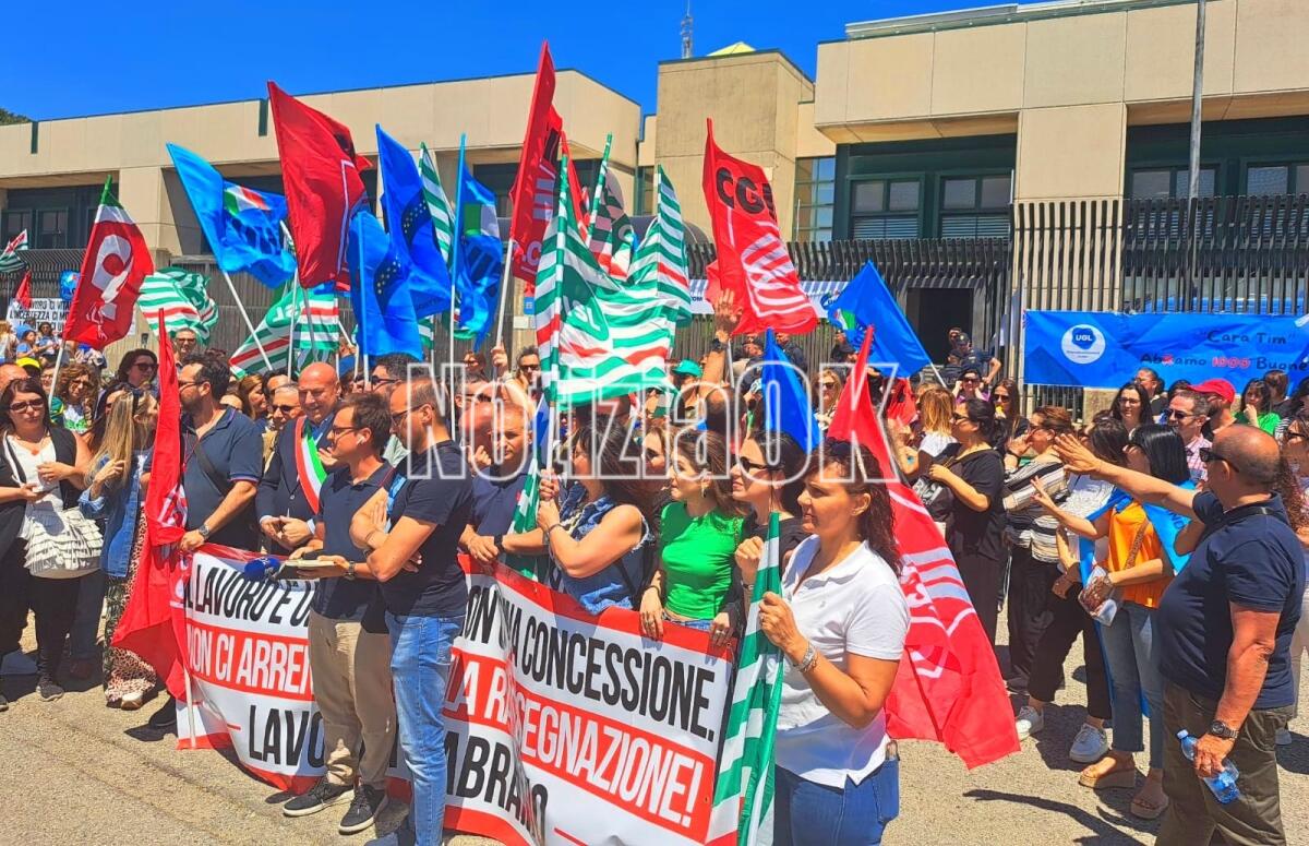 Abramo CC, Amaco e Tirocinanti - I Cgil, Cisl e Uil chiedono incontro urgente ad Occhiuto - 
