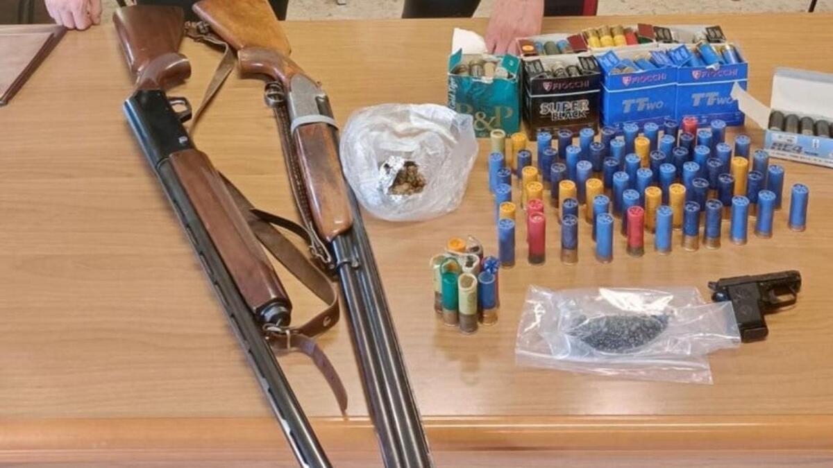 Droga e munizioni: denunciati padre e figlio - 