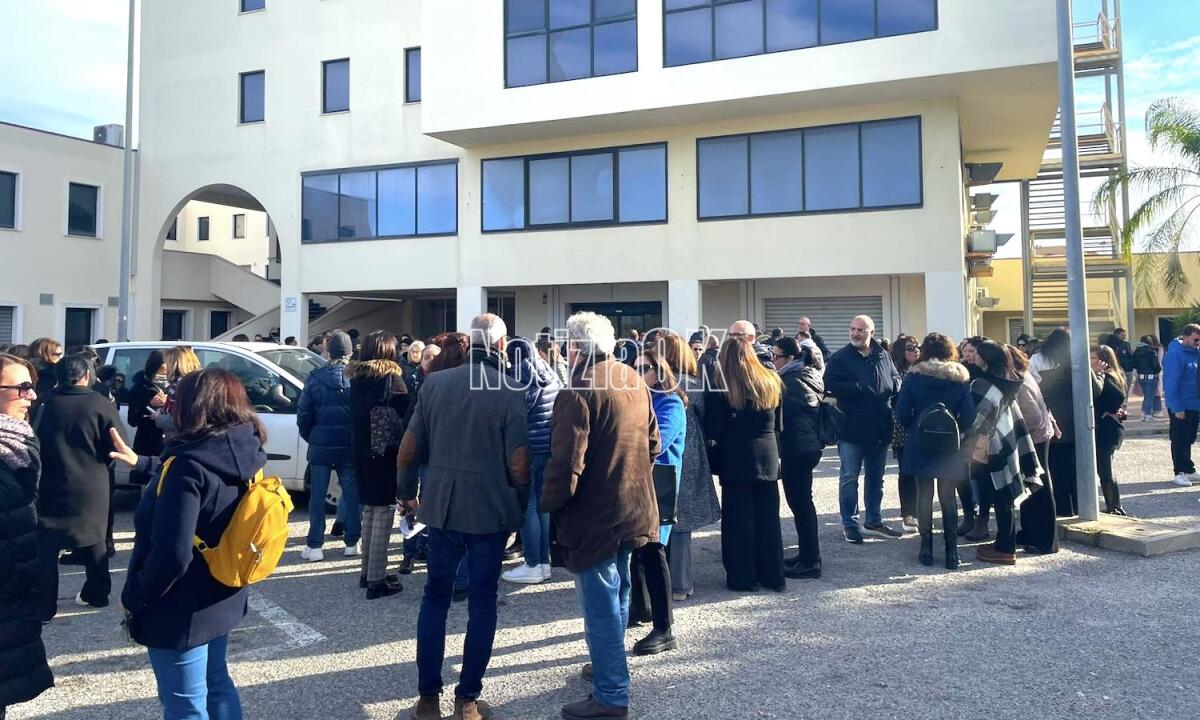 Vertenza Abramo, tavolo Occhiuto-sindacati: spiragli per un'altra proroga - 