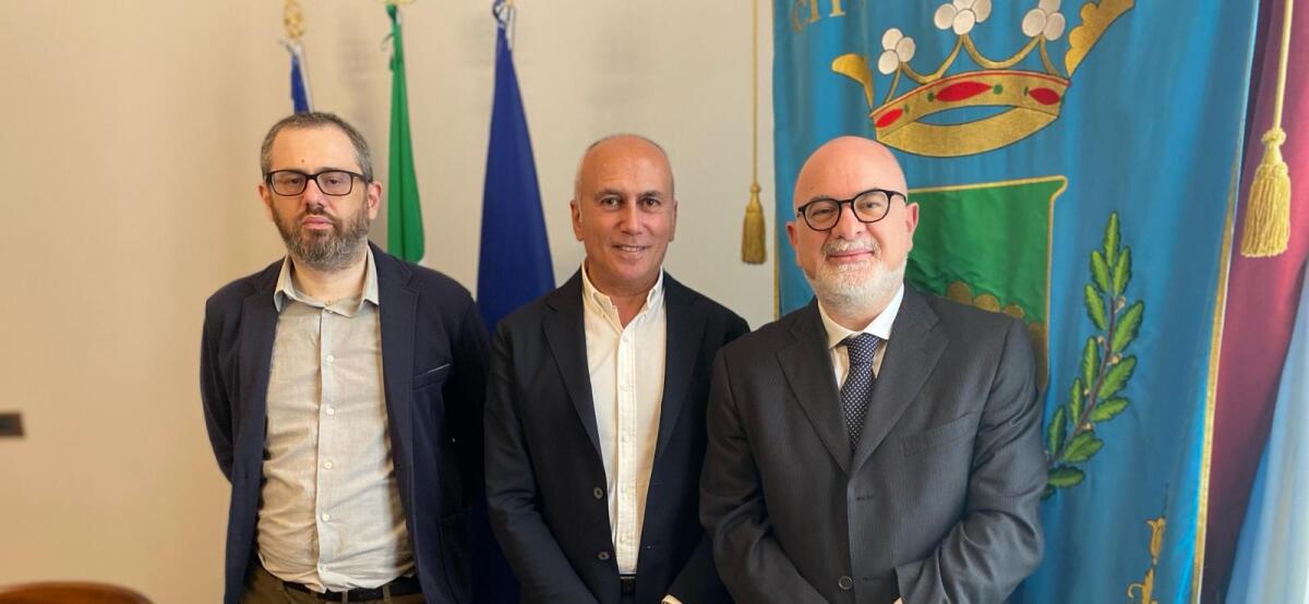 Cosenza - Il segretario della Figec Cisal ricevuto a Palazzo dei Bruzi - Oplus_131072