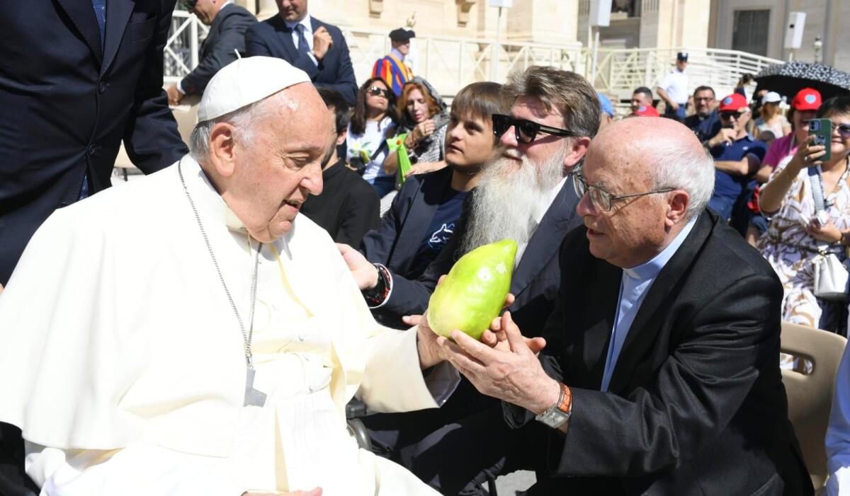 Un'eccellenza di Calabria nelle mani di Papa Francesco - 