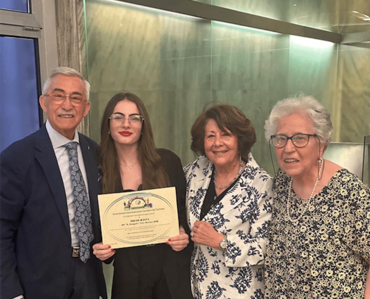 Cirò Marina - Una studentessa del Gangale tra i vincitori del Premio Pandolfo-Roscioli - 