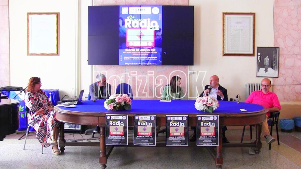 (VIDEO) Una radio web per combattere il bullismo: ecco la ricetta del "Pitagora" - 