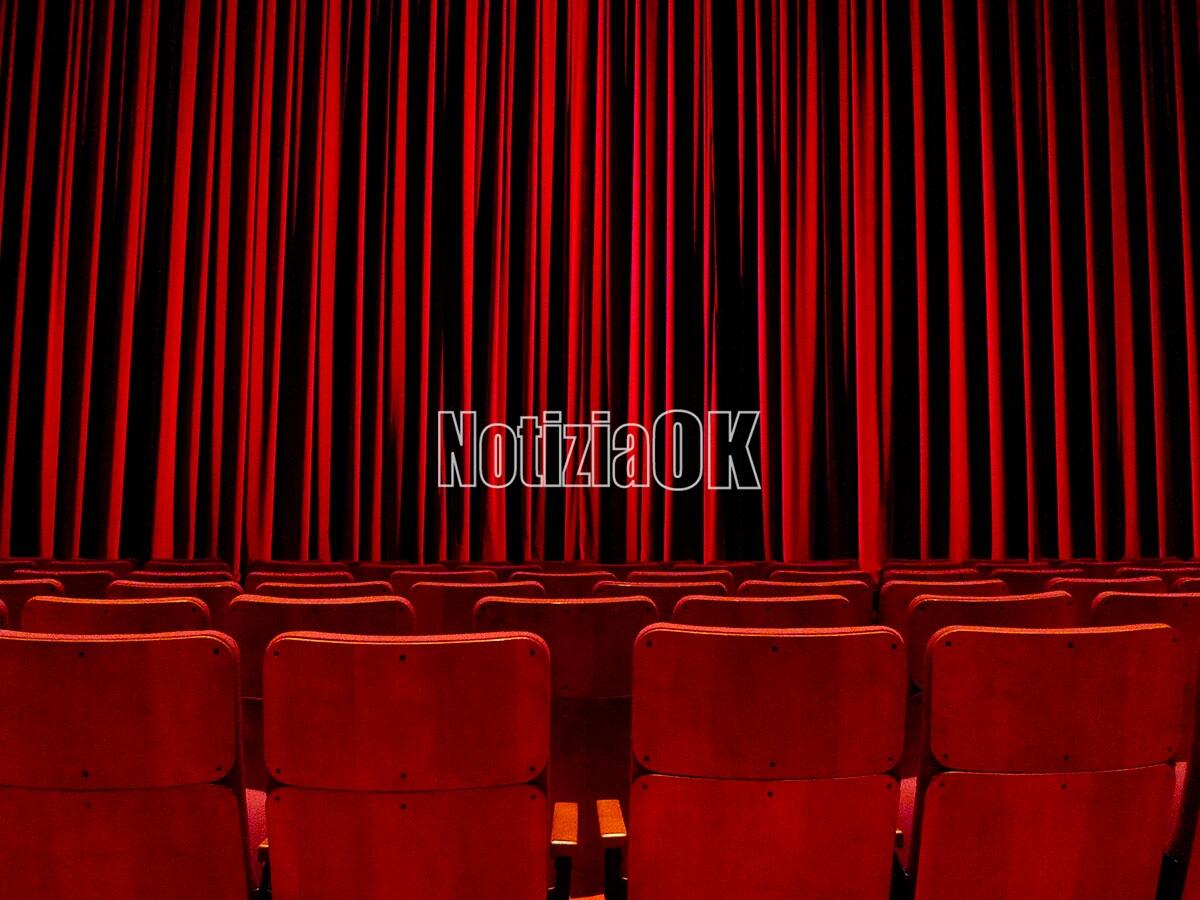 Castrovillari - Studenti a teatro contro la violenza di genere - 
