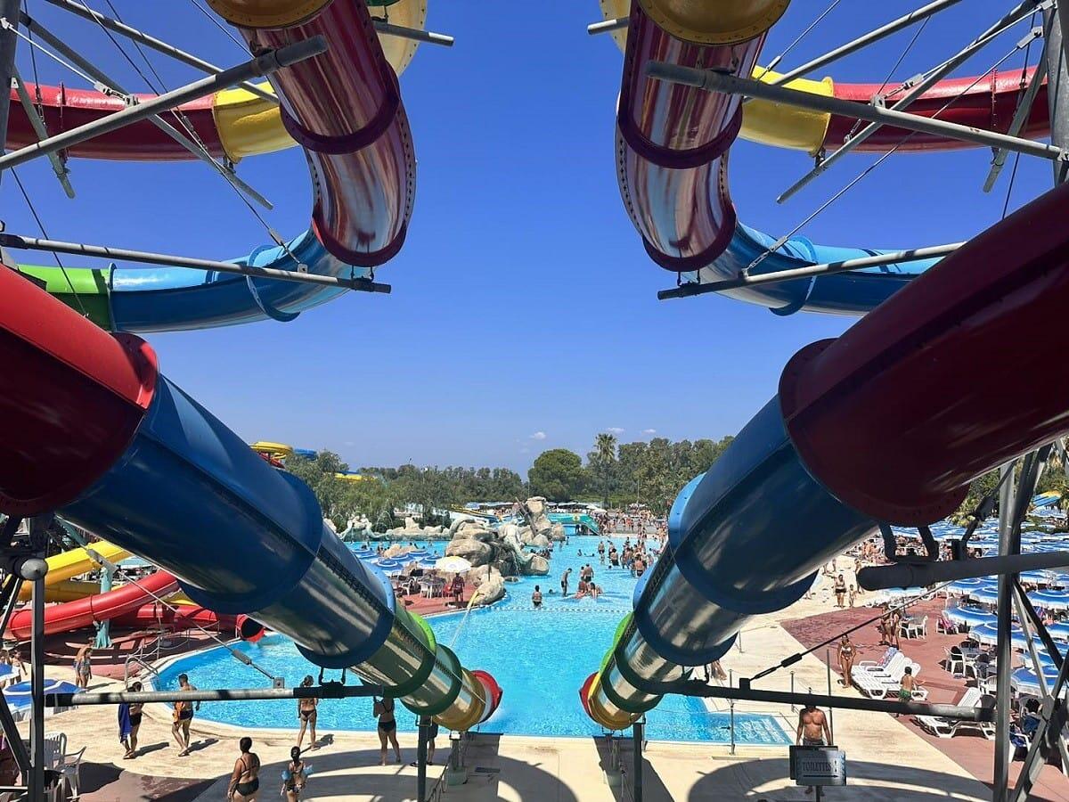 Si aprono i battenti dell'Acquapark Odissea 2000 e inizia l'estate della Calabria - 