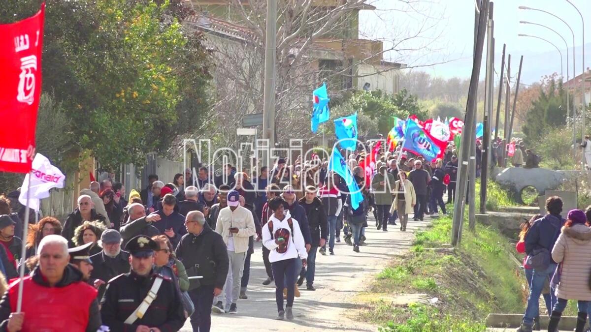 Rete 26 febbraio: ''I familiari delle vittime di Roccella chiedono rispetto come a Cutro'' - 