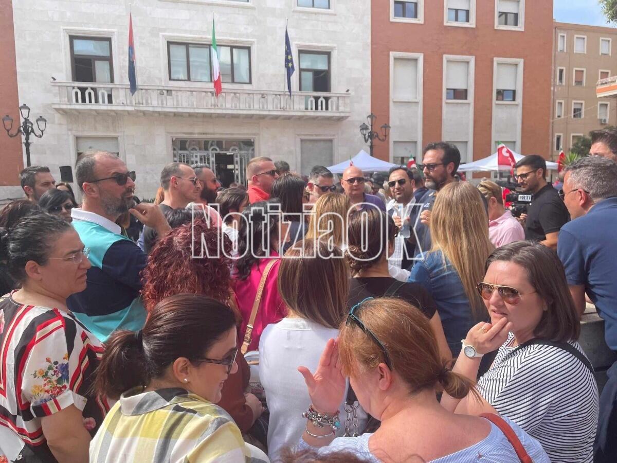 Abramo Cc, i lavoratori non si fermano e da lunedì tutti al Comune - 