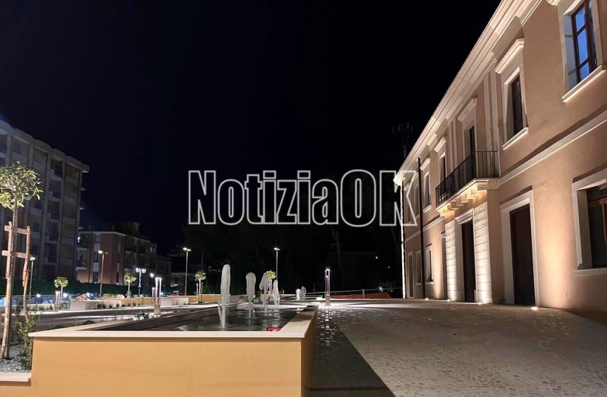Crotone, l'eterna incompiuta comincia ad illuminare via Poggioreale (Foto) - 