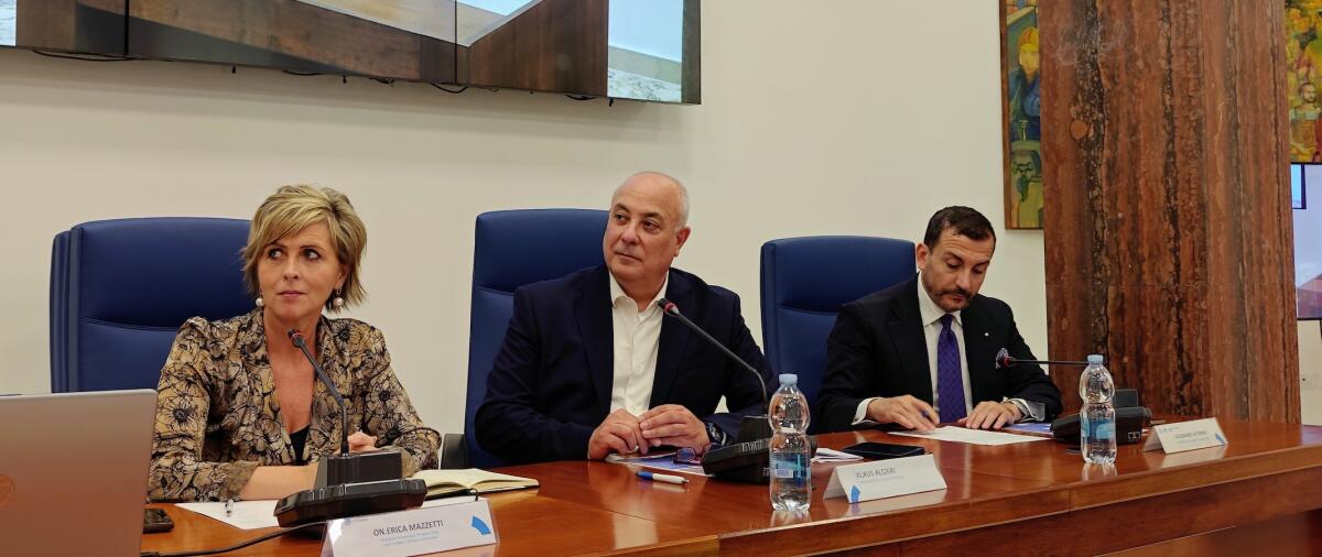 Cosenza - Presentato Progetto Italia, dedicato ai lavori pubblici, all'edilizia e all'urbanistica - 