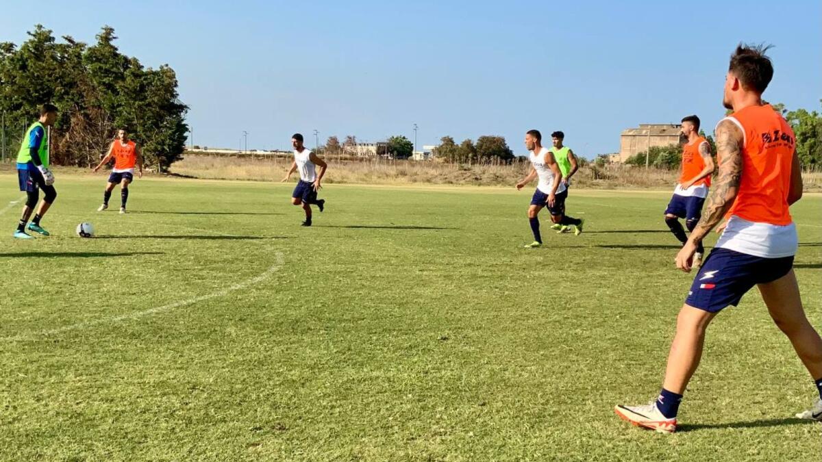 Serie C - Crotone | I rossoblù sono giunti a Villaggio Baffa: comincia il ritiro in Sila - 