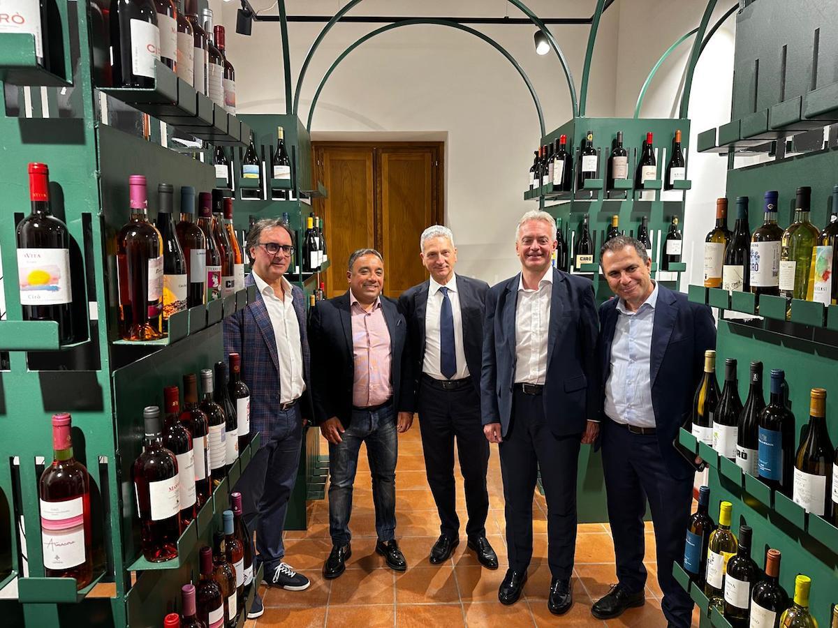 L'enoteca regionale a Cirò, un nuovo modo di fare turismo e impresa - 