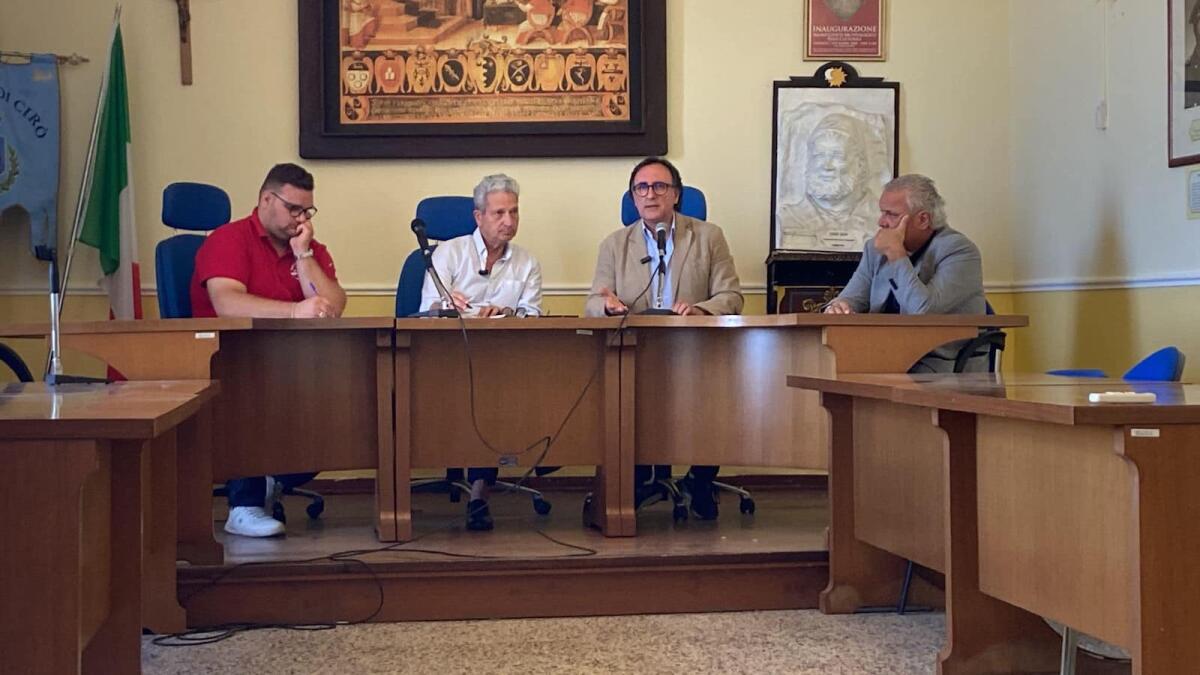 Oggi a Cirò l'inaugurazione dell'enoteca regionale - 